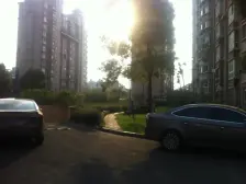 近地铁 生活方便,小区环境好,视野开阔,全南阳光好