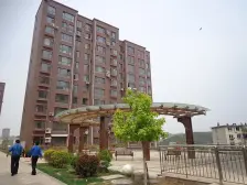 解放路两室精装修电梯小高层一层两户