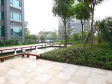 精装四房双卫+户型方正+中间楼层+百米楼栋距