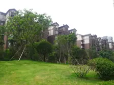 华岩新城 和泓四季E区二房51万