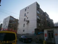 交通便利,出行购物方便,房主诚心出售。