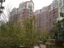 此房满五唯一 南北通透 手续清晰,停车购物方便