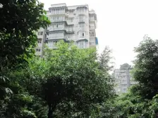 出行方便近临轻轨,户型方正,装修保持 很好
