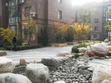 观山新上三室 单价低 满五唯一 小区中间位置 近地铁