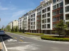 两室 南北通厅通透 精装修 厨房是独立在一侧的