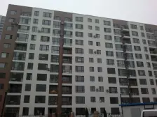 南北通透三室 楼层好 楼下就是轻轨站和公交站点