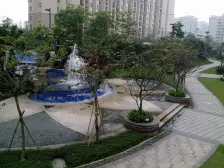 天湖郦都别墅 带100方前后花园 地下室 看河 实用性高