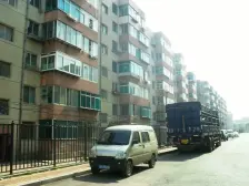 高安里一楼带花园 带花园适合给老人居住 随时可看