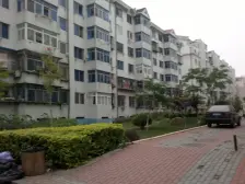 聚鑫小区二期,双南卧,顶楼带跃层,有个大仓房