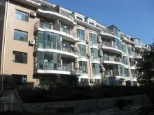 中南风景一楼新装修保持好三室两卫拎包住