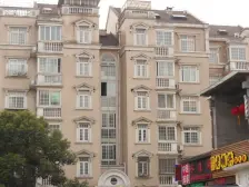 新出香树丽舍大两房中间位置,诚意出售