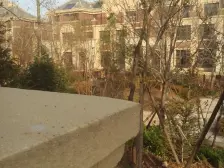 此房精装,南北双院加侧院,优质山景房