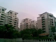 一楼带大花园,4.5米层高,装修好