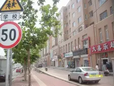 顺乐街步梯楼南北通透简单装修楼层价格