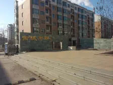 金域河畔 4楼带阁楼 精装河景房