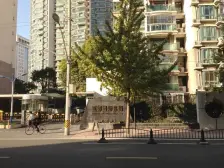 品质小区,环境优美,精装修,诚意出售