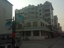 银芝小区,3800/平。84.66平两室全明户型带小棚