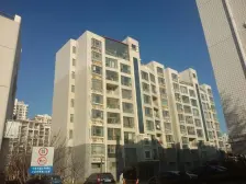 碧海云天 多层南北通透 交通便利