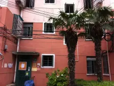 新上!新泾三村,中间楼层,朝南一居室,花园位置