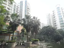 带入户花园 户型少 望小区花园 安静舒适!