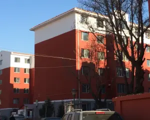 精装修 采光好 房主诚心出售 房本五年外