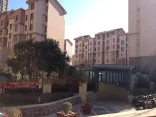 小高层大三房,总价低,户型舒适,配套齐全