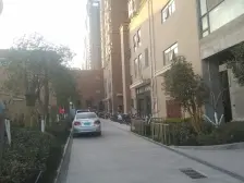 亚星雅居高品质精装修大四房+90平大露台可以种菜养花