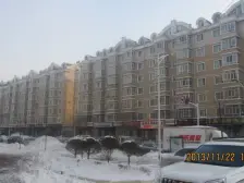 地铁口户型方正一楼上楼方便适合老人两室