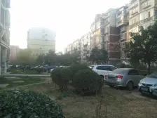 多层二楼,二七万达,地铁口,不临街