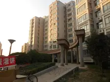 一梯两户,两卧朝南,卧室带通阳台