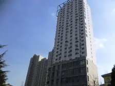 五一广场东方国际 电梯房 70年产权小户型