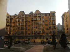 五一广场 鞍山路 半封闭小区 不在产证内面积5平米