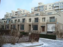 优质小户型,凤凰楼层,位置好,精装修,采光好。