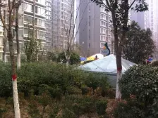 新蓝钻A区 大4房 有车位 楼层好 近地铁 双卫格局 有电梯