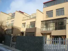 富士庄园 3室1厅 南 北