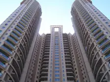 媲美中粮汤臣江景,仁恒滨江园二期,S湾外滩一览无余,带双车位