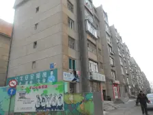 泡崖六区 南北通透 交通便利 购物方便