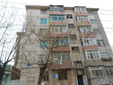 松江小区,中间楼层,下楼地铁五号线,