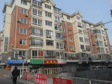 泡崖六区 交通便利 购物方便 阳光充足