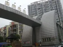 业主诚心卖 双南户型 位置不错 户型通透 满五年