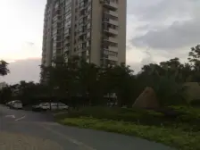 此房采光视野是真不错,生活配套齐全,户型通透格局
