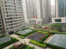 升龙国际B区,标准小两房!业主诚心急售!