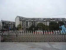 大开间,厨卫朝北,品质小区,繁华地段