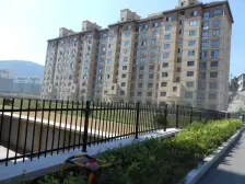 内置楼梯大复试 上下两层 单层156平 精装耗资70来万