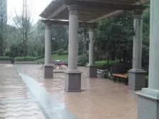 鸳鸯清水三房,户型方正,视野好朝中庭,配套完善
