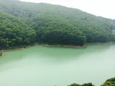 此房方正3房,满5年,看湖景绿化好,负氧离子高