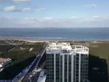 滨海路海景大平层,采光视野好,业主诚意出售!