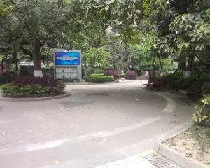 米兰香洲 3室2厅 东南