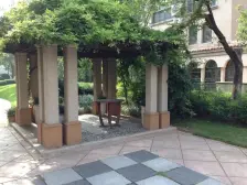 普罗旺世罗曼维森东院 4室2厅 东