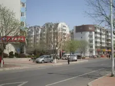 倚山里,近育才,南北通透,空气新鲜。